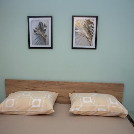 Fobillo Apartment At Charilaou Thessaloníki Eksteriør billede